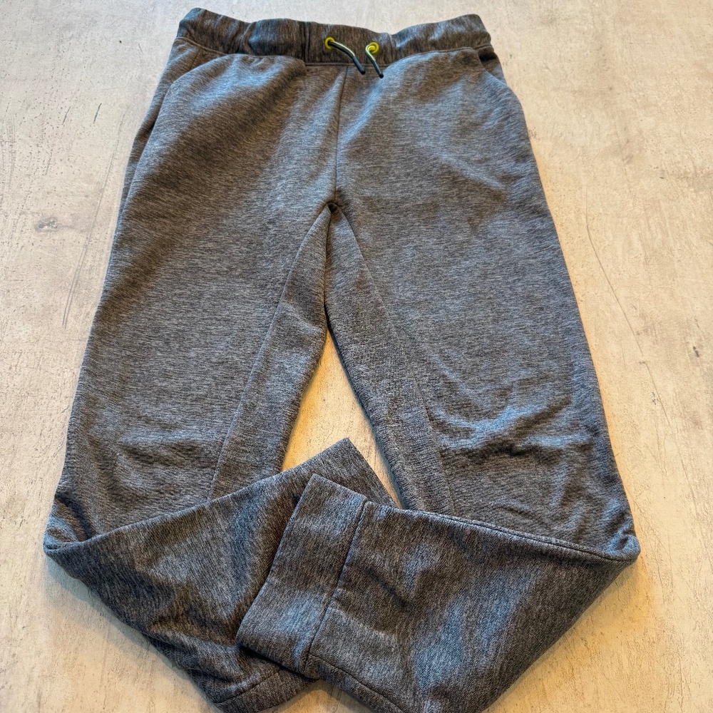 All in Motion Gray Sweatpants Joggers Pants - Size Y XL (16)